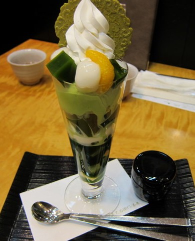 抹茶パフェ.jpg